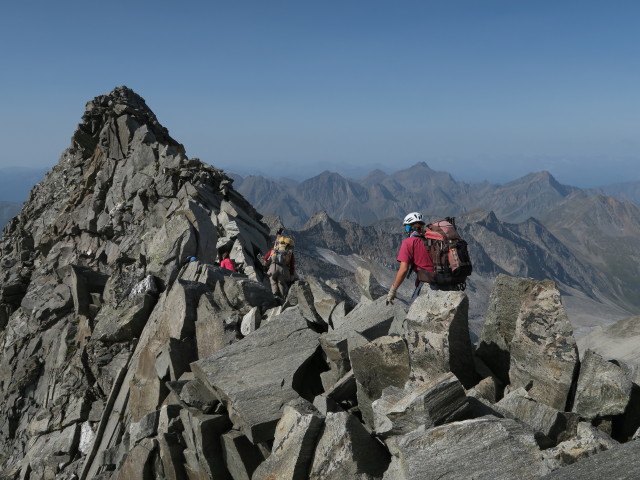 Christoph und Gudrun zwischen Hohem Wei&szlig;zint und Wei&szlig;zintferner (27. Aug.)