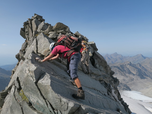 Gudrun und Christoph zwischen Hohem Wei&szlig;zint und Wei&szlig;zintferner (27. Aug.)