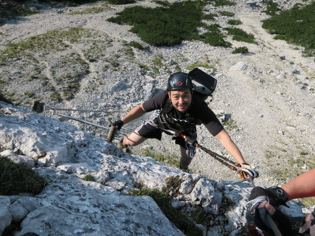 Heli-Kraft-Klettersteig: Lin zwischen Riesenleiter und 1. Seilbrücke (8. Sep.)