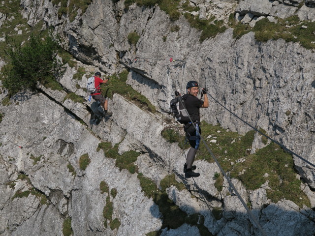 Heli-Kraft-Klettersteig: Erich und Lin auf der 1. Seilbrücke (8. Sep.)