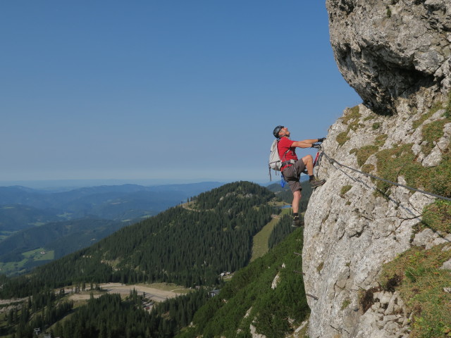 Heli-Kraft-Klettersteig: Erich zwischen 1. und 2. Seilbrücke (8. Sep.)