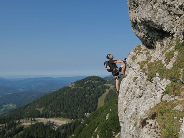 Heli-Kraft-Klettersteig: Lin zwischen 1. und 2. Seilbrücke (8. Sep.)