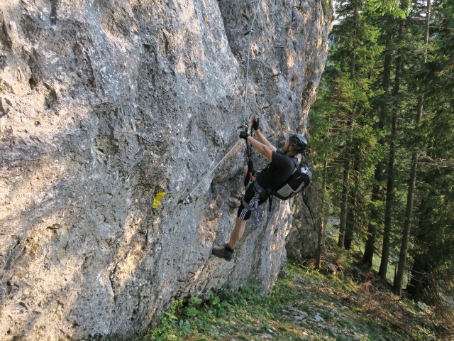 Bergmandl-Klettersteig: Lin am 2. Pfeiler (8. Sep.)