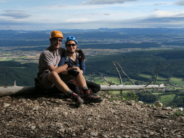 Gebirgsvereins-Klettersteig: Ich und Sabine am Kyselak-Platzerl