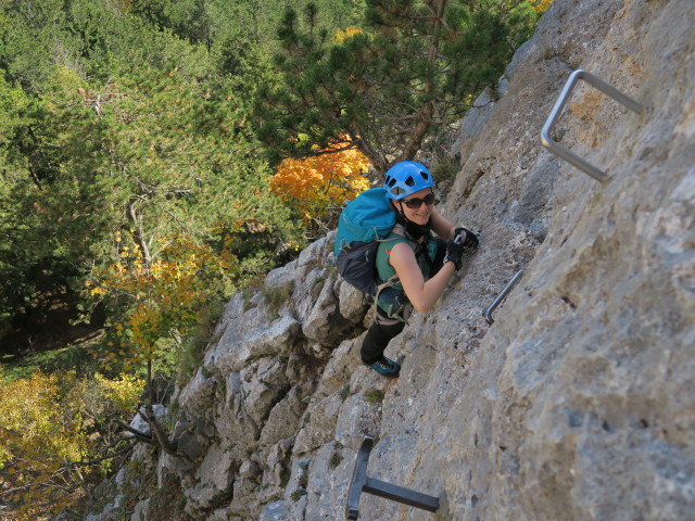 Wildenauer-Klettersteig: Sabine vor der Schl&uuml;sselstelle