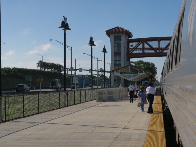 Amtrak Train 98 'Silver Meteor' in der Hollywood Station (5. Nov.)