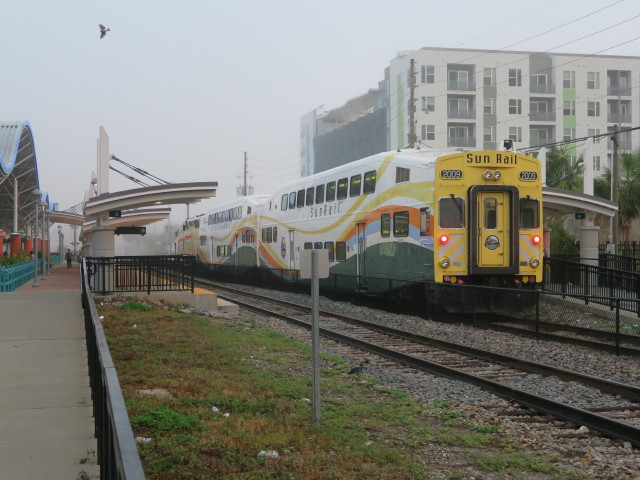 Sun Rail in der LYNX Central Station Orlando (7. Nov.)