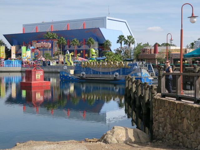 Sabine in Springfield in den Universal Studios Florida (8. Nov.)