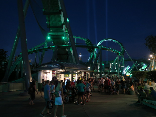 The Incredible Hulk Coaster in Universal's Islands of Adventure (8. Nov.)