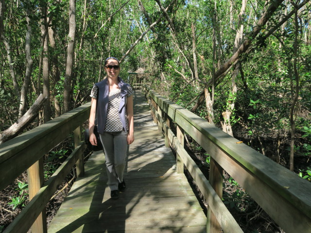 Sabine am Everglades City Boardwalk (14. Nov.)