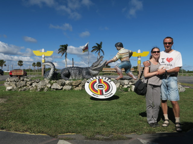 Sabine und ich beim Miccosukee Indian Village (14. Nov.)