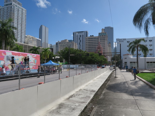 Sabine in Downtown Miami (18. Nov.)