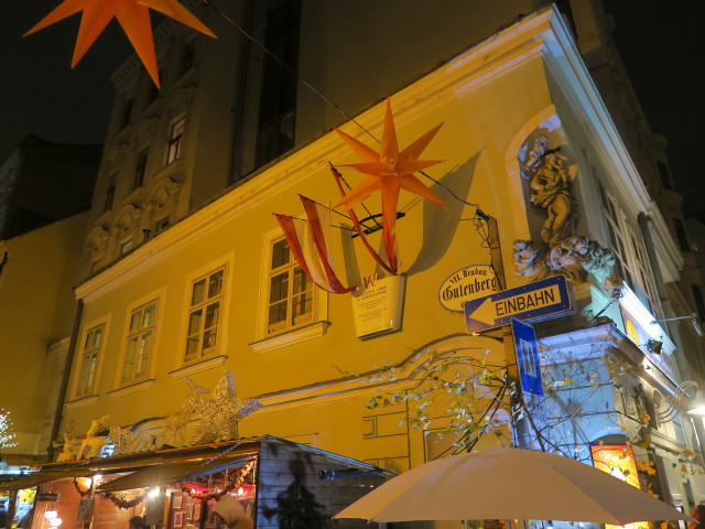 Gutenberggasse am Weihnachtsmarkt am Spittelberg