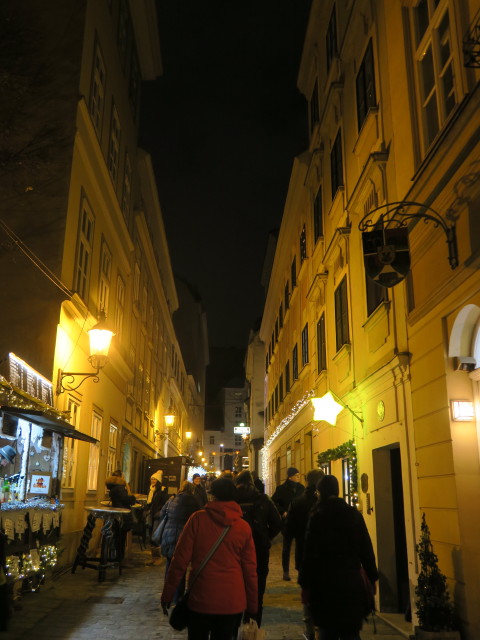 Gutenberggasse am Weihnachtsmarkt am Spittelberg