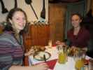 Sabine und Carmen im Restaurant Yak + Yeti