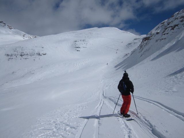 Markus zwischen Forcella Pordoi und Bamberger Hütte (23. März)