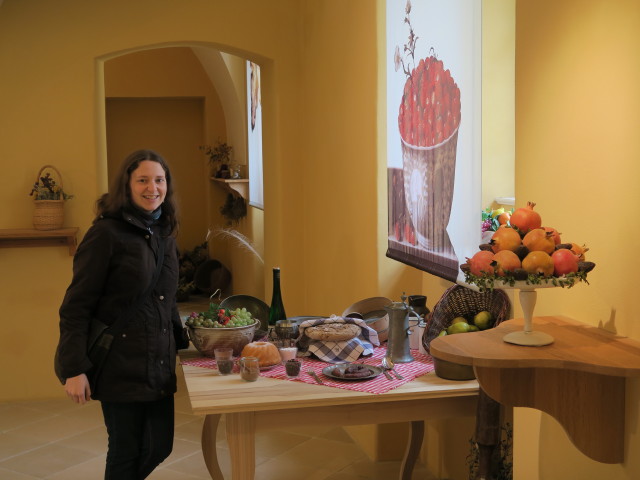 Sabine in der Sonderausstellung 'Warum isst die Welt, wie sie isst?'