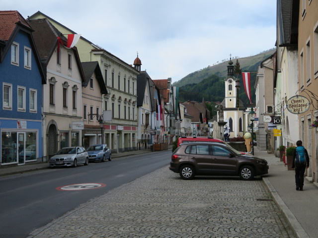 Sabine am Marktplatz in Weyer, 399 m