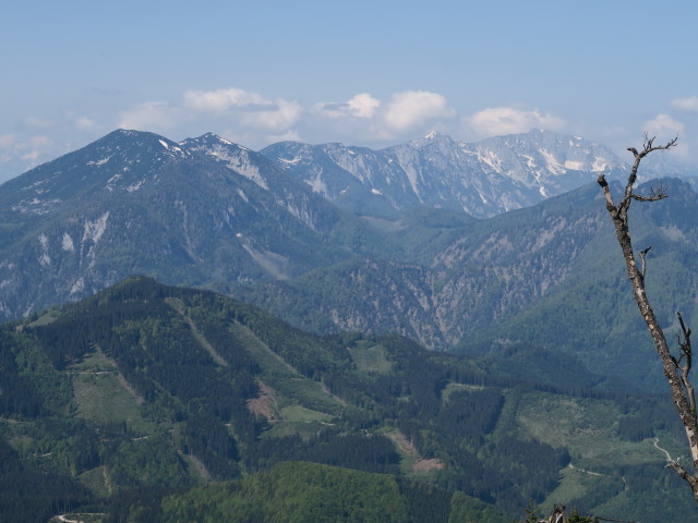 Sengsengebirge vom Ochsenkogel aus (6. Mai)