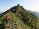 Sabine am Weg E10 zwischen Lannerkogel und Langlackenmauer (6. Mai)