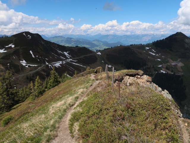 Weg 81 zwischen Gampenkogel und Einködlscharte (12. Mai)