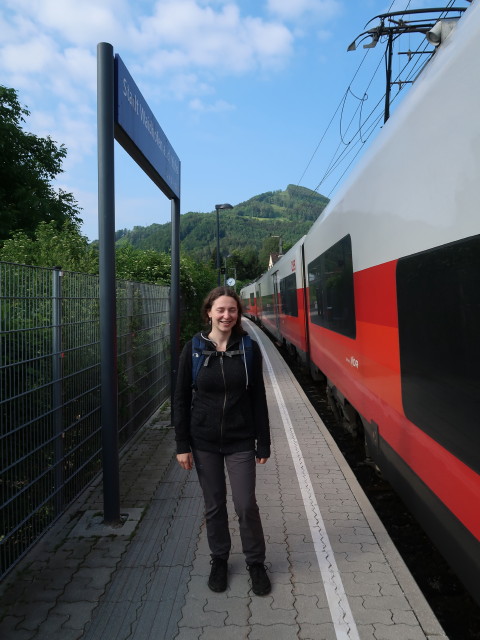 Sabine im Bahnhof Stadt Waidhofen an der Ybbs