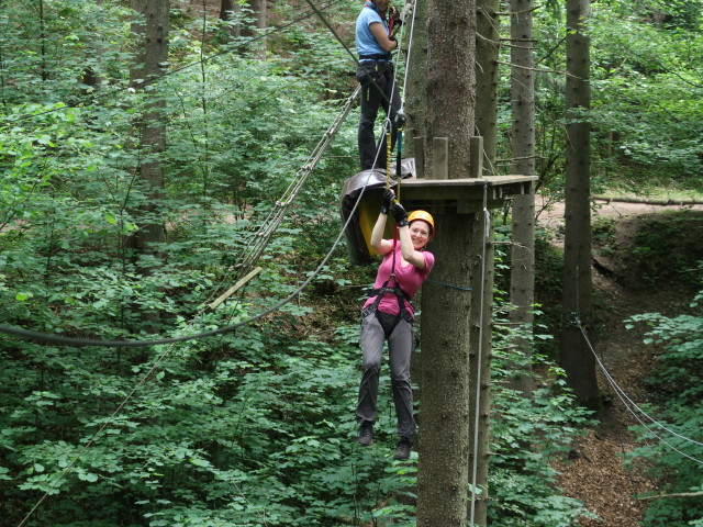 Kletterwald Buchenberg: Kerstin und Sabine im Parcours 'Wiesel'