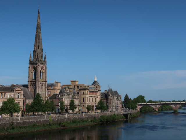 St. Matthews Church of Scotland und Tay in Perth (27. Mai)