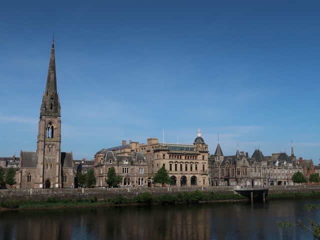 St. Matthews Church of Scotland und Tay in Perth (27. Mai)