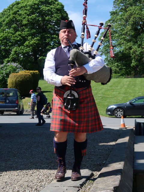 beim Blair Castle (27. Mai)