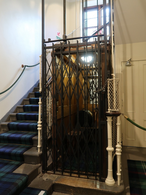 Dunrobin Castle: Lift (28. Mai)