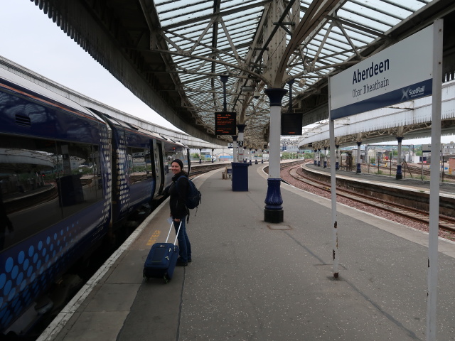 Sabine in der Aberdeen Station (30. Mai)