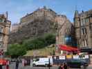 Edinburgh Castle vom Grassmarket aus (1. Juni)