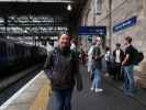 Sabine in der Edinburgh Waverley Station (1. Juni)