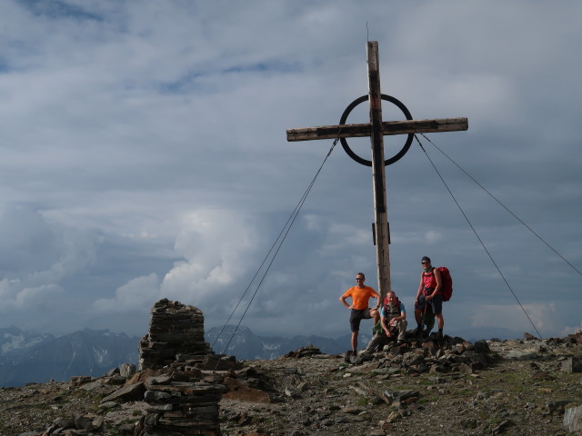 Ich, Christoph und Gudrun am Vorgipfel des Glungezers (9. Juni)