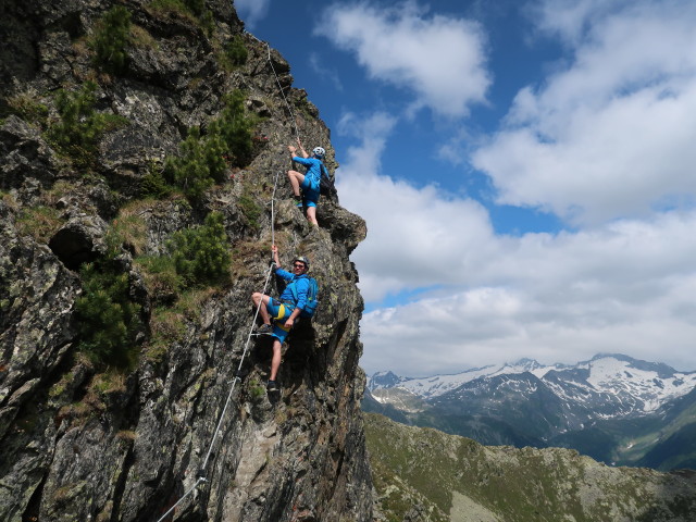 Speikboden-Klettersteig: Daniel und Christian zwischen Nepalbrücke und Ausstieg