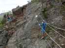 Speikboden-Klettersteig: Leonie und Daniel auf der Seilbrücke