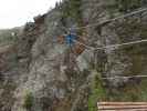 Speikboden-Klettersteig: Leonie und Daniel auf der Seilbrücke