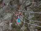 Speikboden-Klettersteig: Leonie auf der Seilbrücke