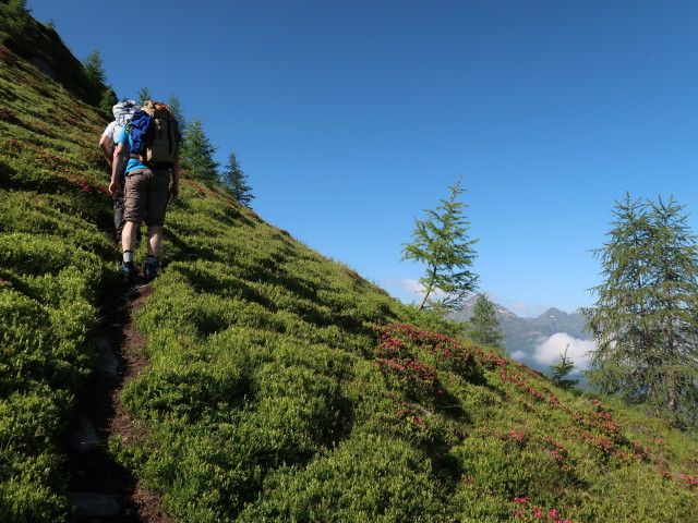 Erich und Frank zwischen Bergstation der Goldriedbahn und Bunköpfl