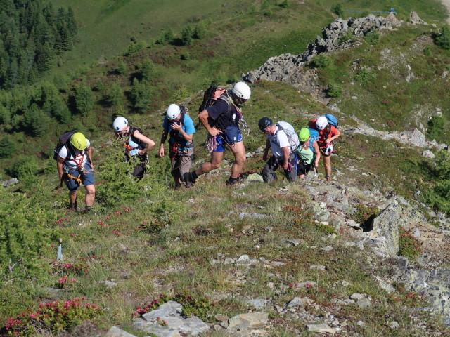 Ulrike, Sonja, Frank, Josef, Erich, Michaela und Marion zwischen Bergstation der Goldriedbahn und Bunköpfl