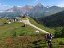 Sonja, Josef, Michaela und Marion zwischen Bergstation der Goldriedbahn und Bunköpfl