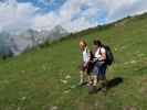 Sonja und Ulrike am Weg 518 zwischen Cimaross und Goldriedsee