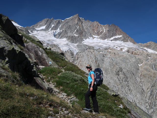 Marisa zwischen Chelenreuss und Moosstock-Klettersteig (29. Juli)