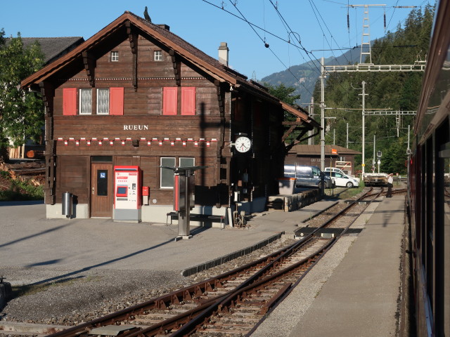 Bahnhof Rueun, 733 m