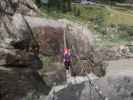 Holderli-Seppl-Klettersteig: Angela auf der ersten Brücke (4. Aug.)