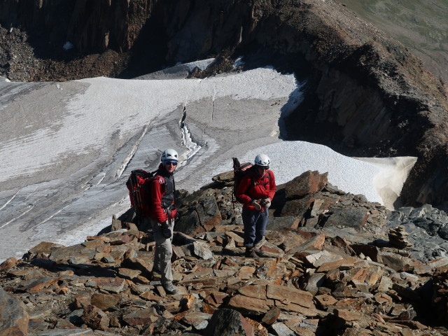 Christoph und Gudrun zwischen Schalfkogel und Firmisanjoch (12. Aug.)