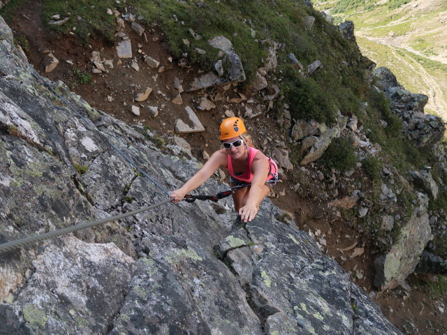 Kleinbärenzinne-Klettersteig: Evelyn in der leichten Variante (15. Aug.)