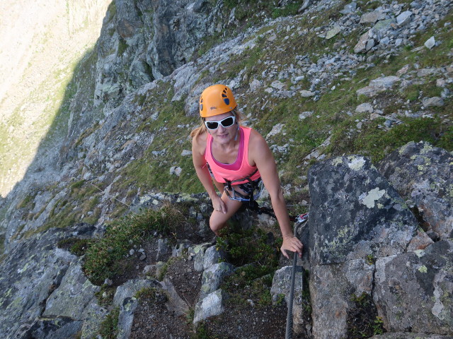 Kleinb&auml;renzinne-Klettersteig: Evelyn in der leichten Variante (15. Aug.)