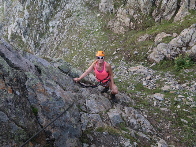 Kleinbärenzinne-Klettersteig: Evelyn in der leichten Variante (15. Aug.)